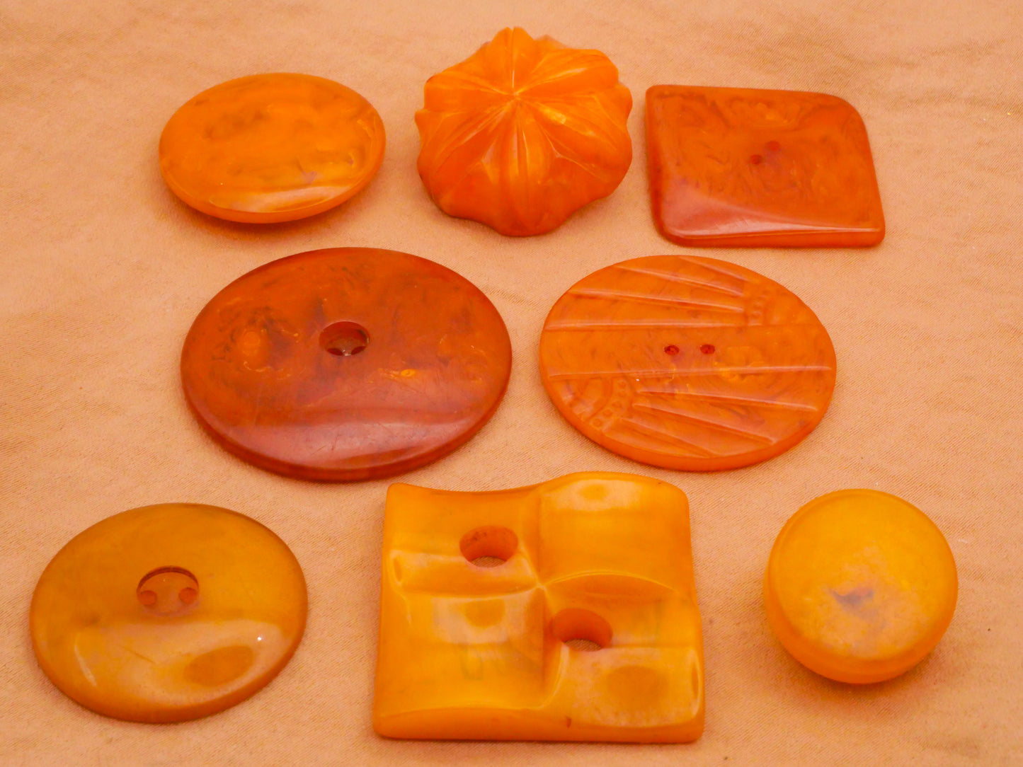 Marbled Butterscotch Apple Juice Bakelite Early Plastic Button Various 19-37mm
