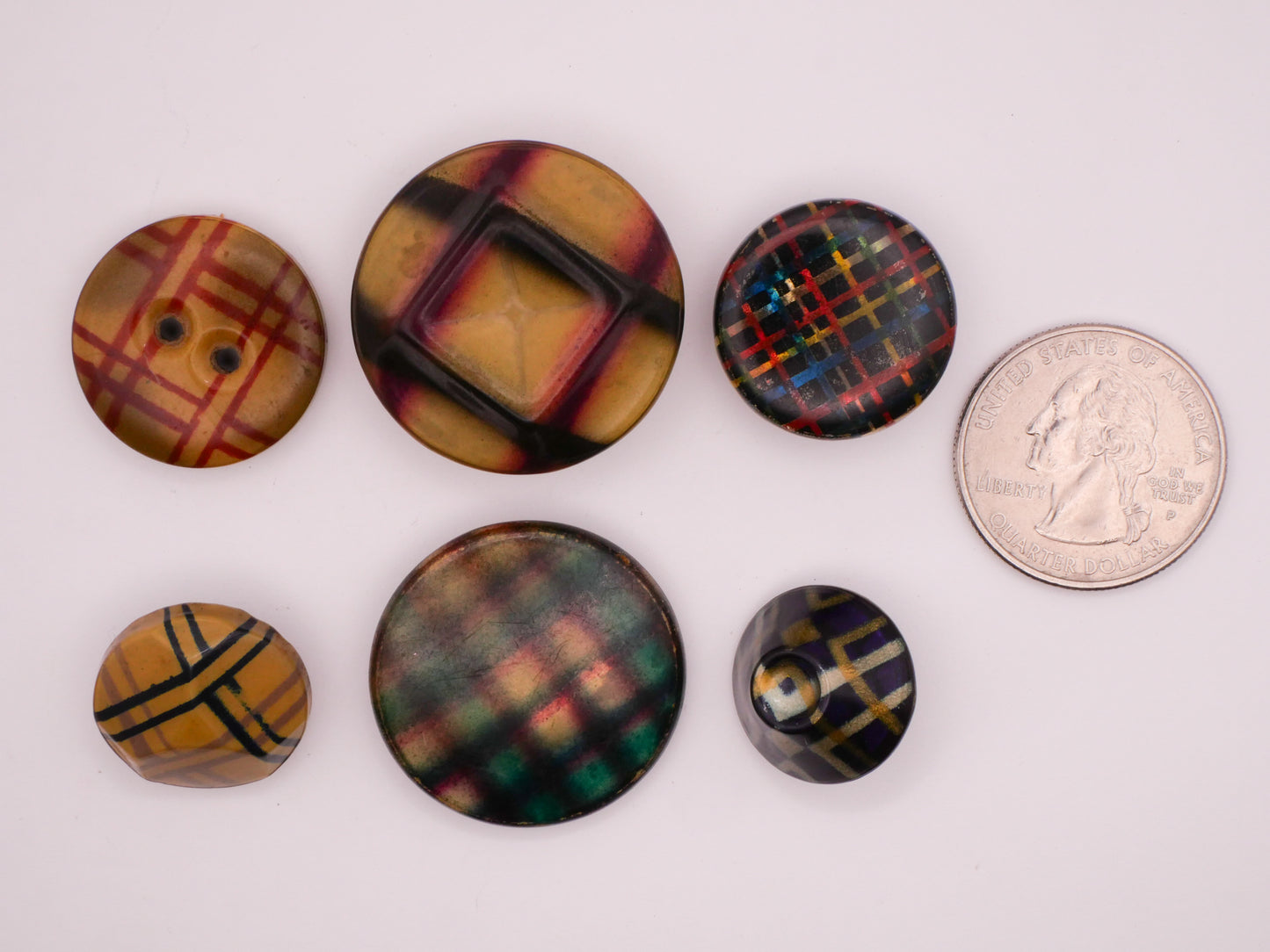 Plaid Fabric Look Celluloid Early Plastic Vintage Button Various 18-29mm