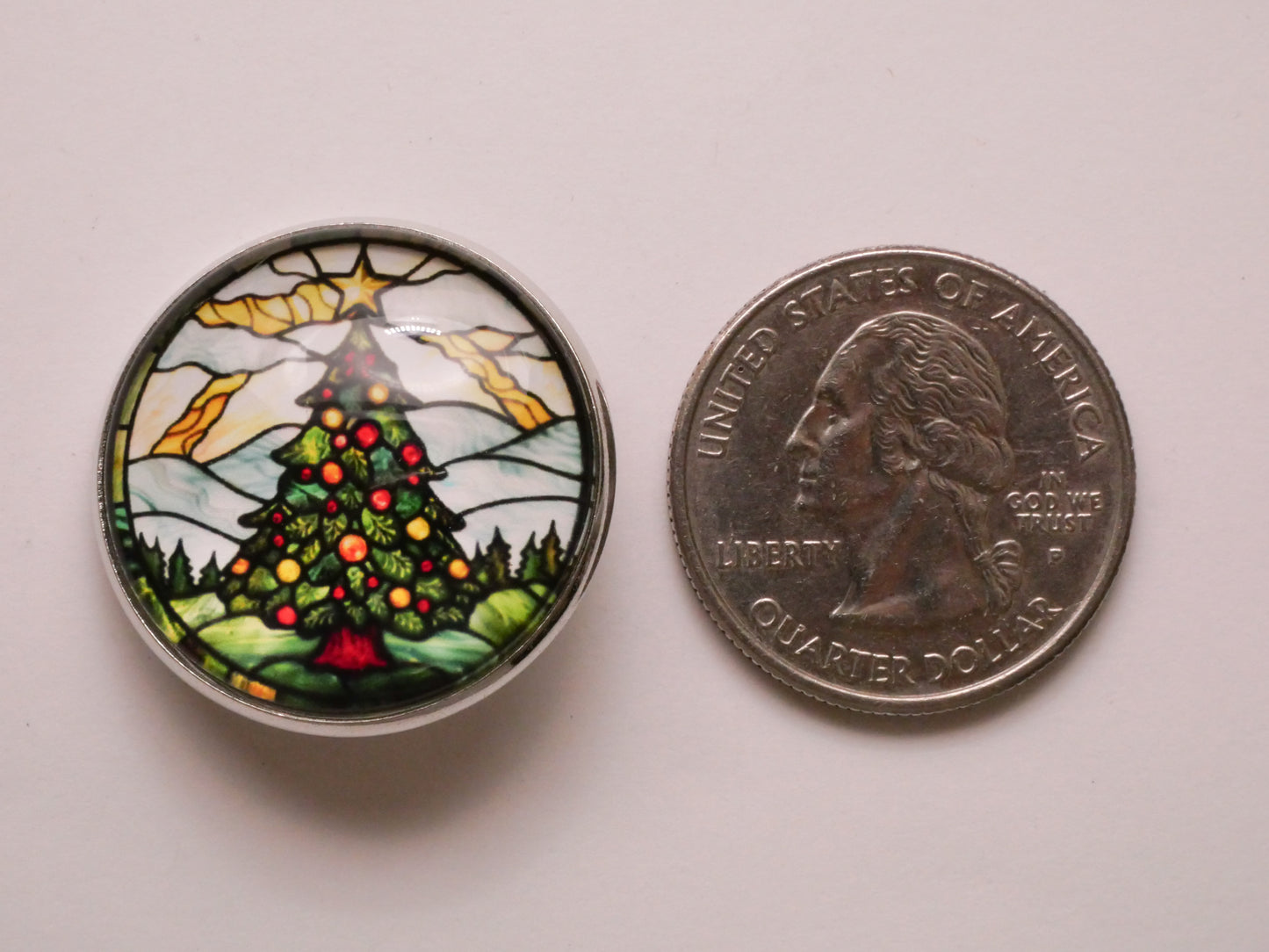 Christmas Tree Stained Glass Look Glass Dome Silver Metal Button 27mm