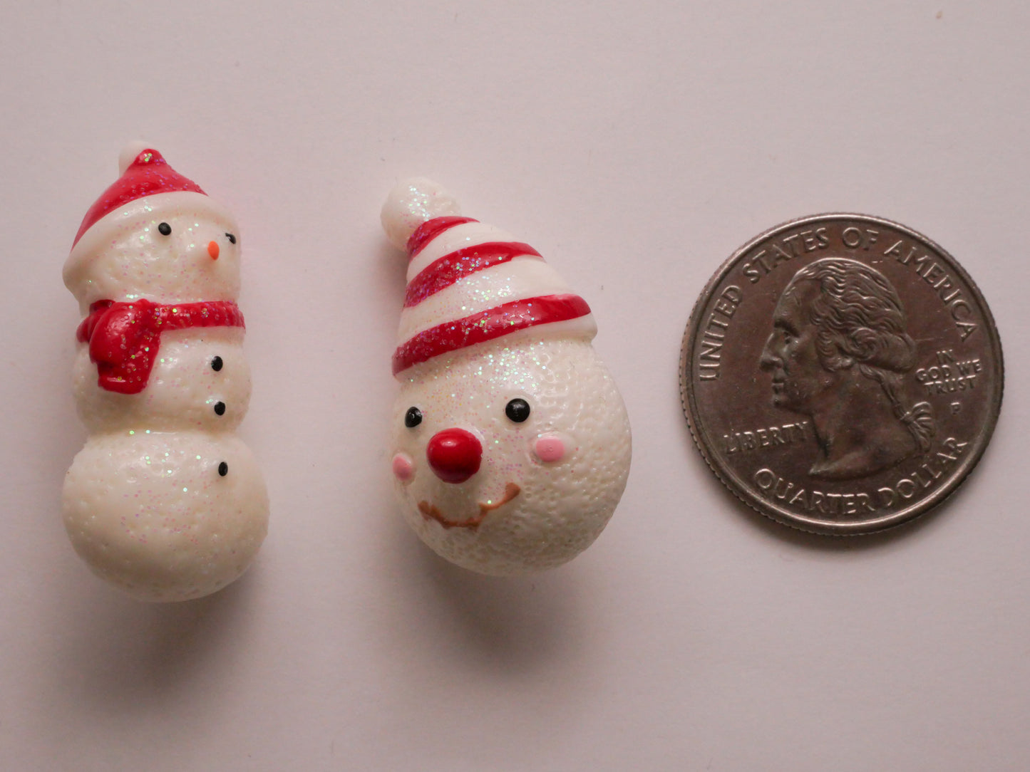 Snowman Vintage Look Glitter Plastic Button Various 17-34mm