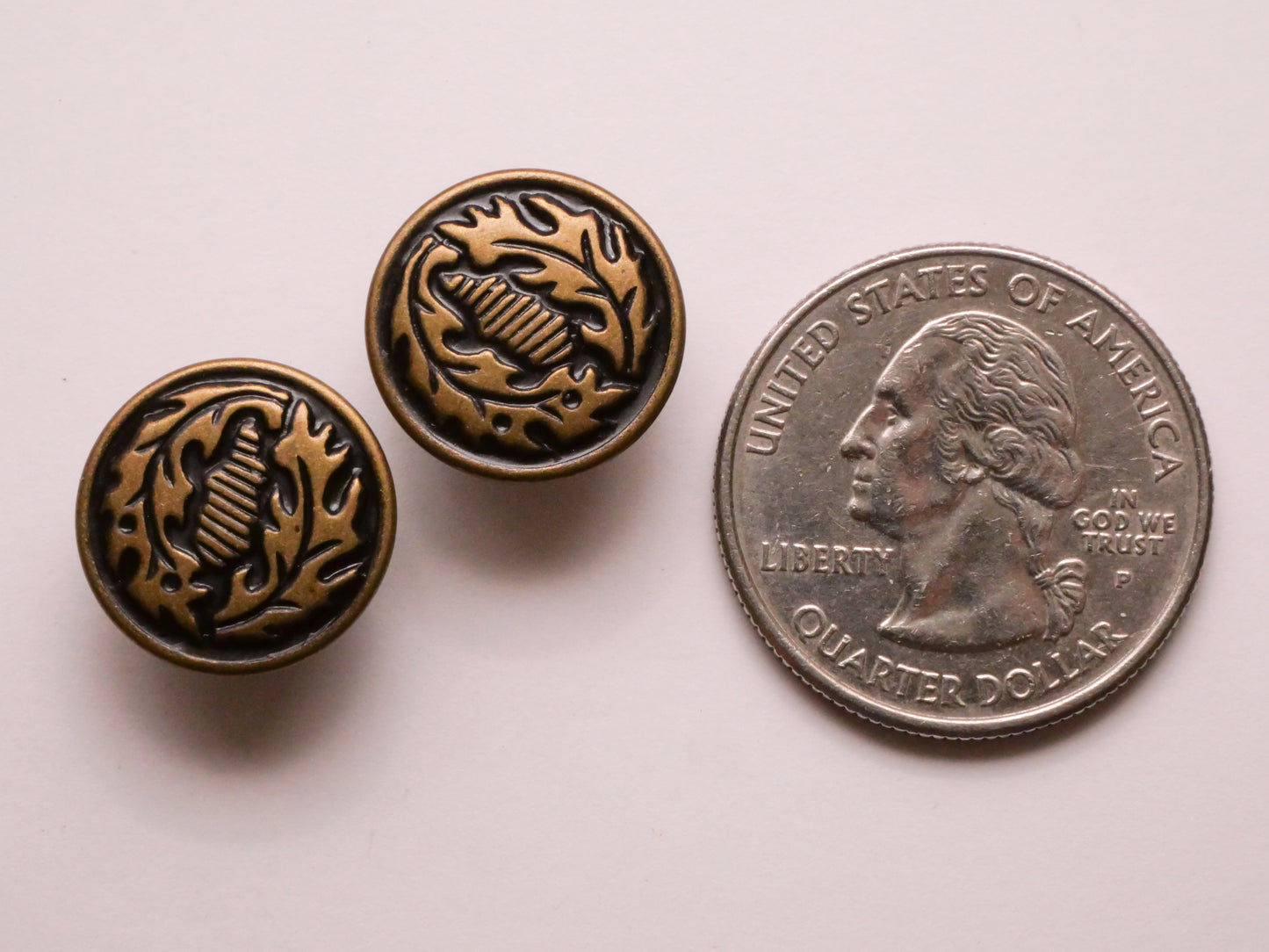 Leaf Wreath Bronze Metal Pair of Buttons 15mm