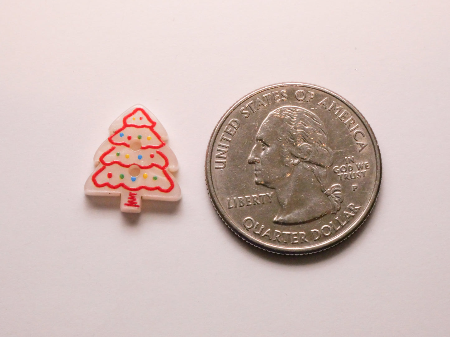 Christmas Tree Little Debbie Look Plastic Set of Five Buttons 13x15mm