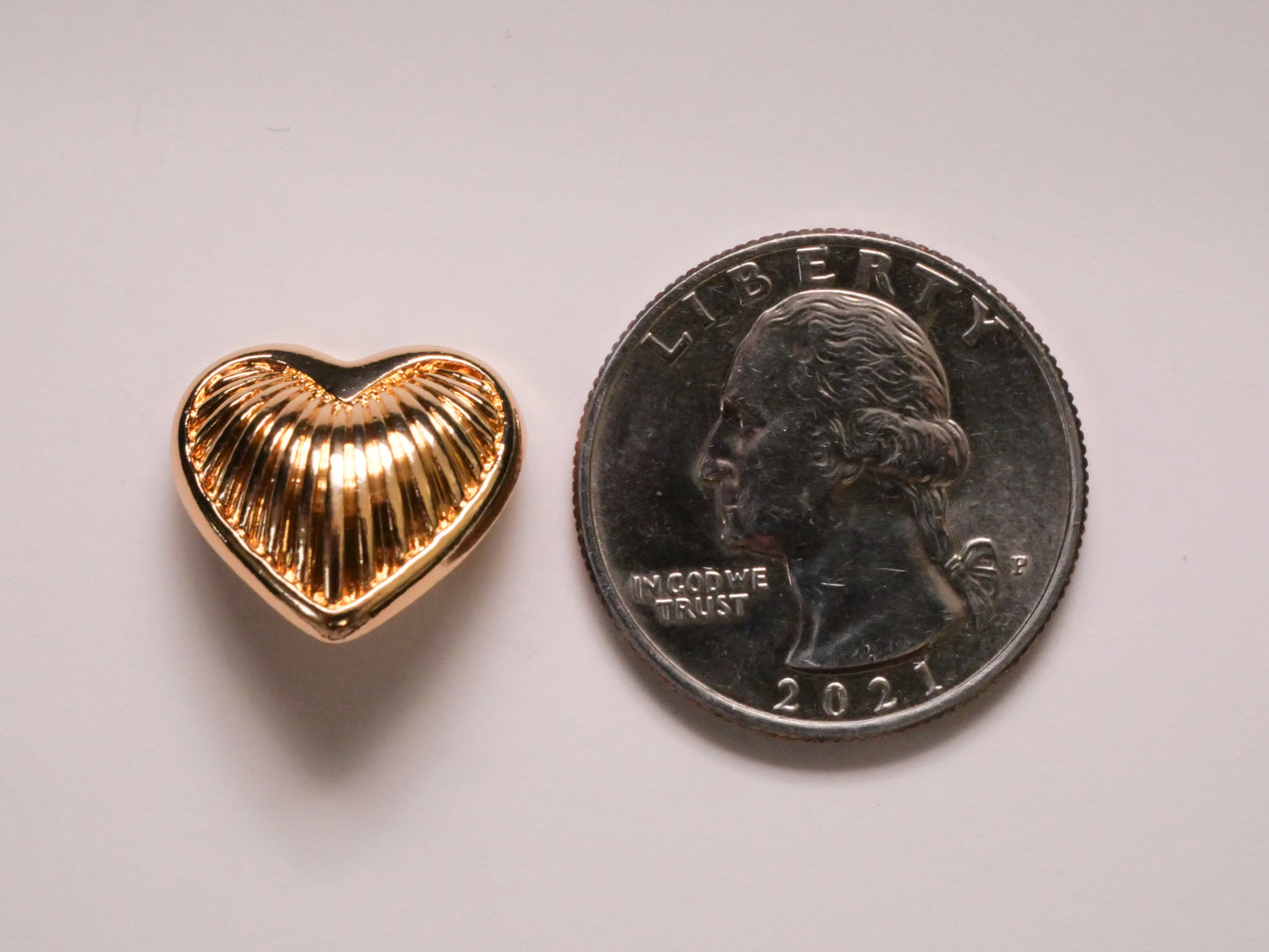 Heart Shell Look Shiny Gold Metal Button 16x17mm