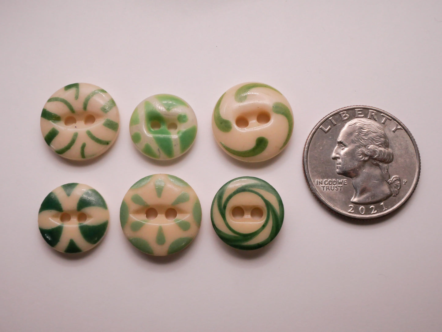 Green Stencil Antique Porcelain China Button Various 14-17mm
