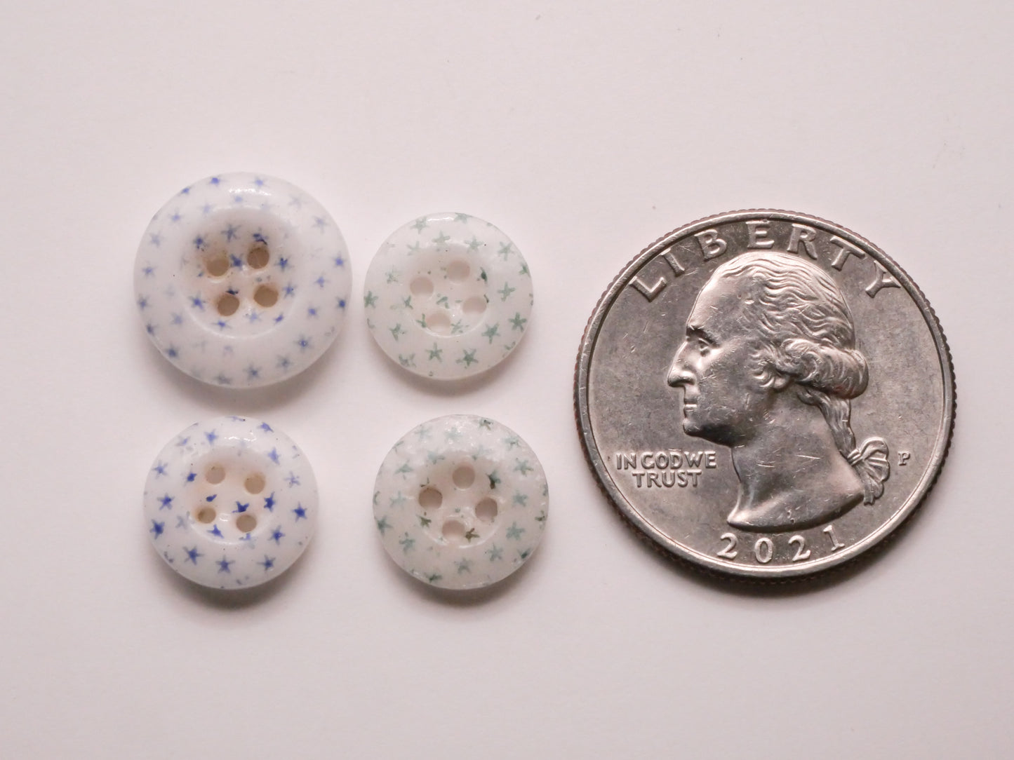 Star Pattern Calico China Glass Antique Button Various 11-14mm