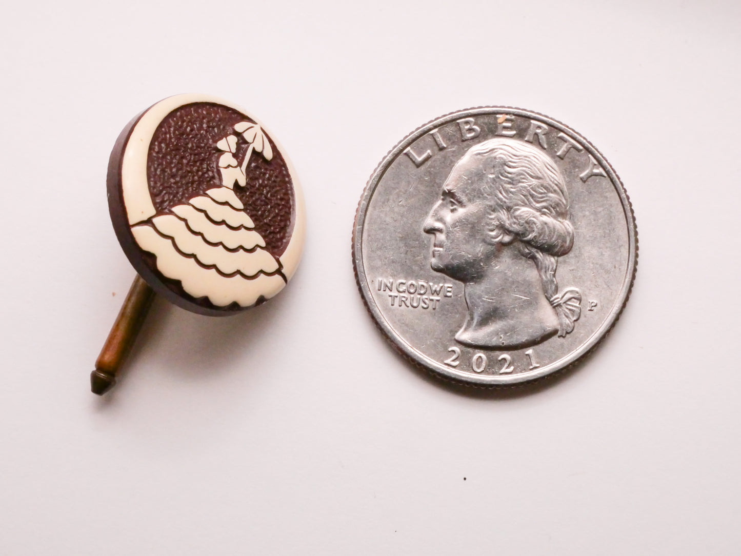 Southern Belle Chocolate Brown Buffed Celluloid Button Stud 19mm