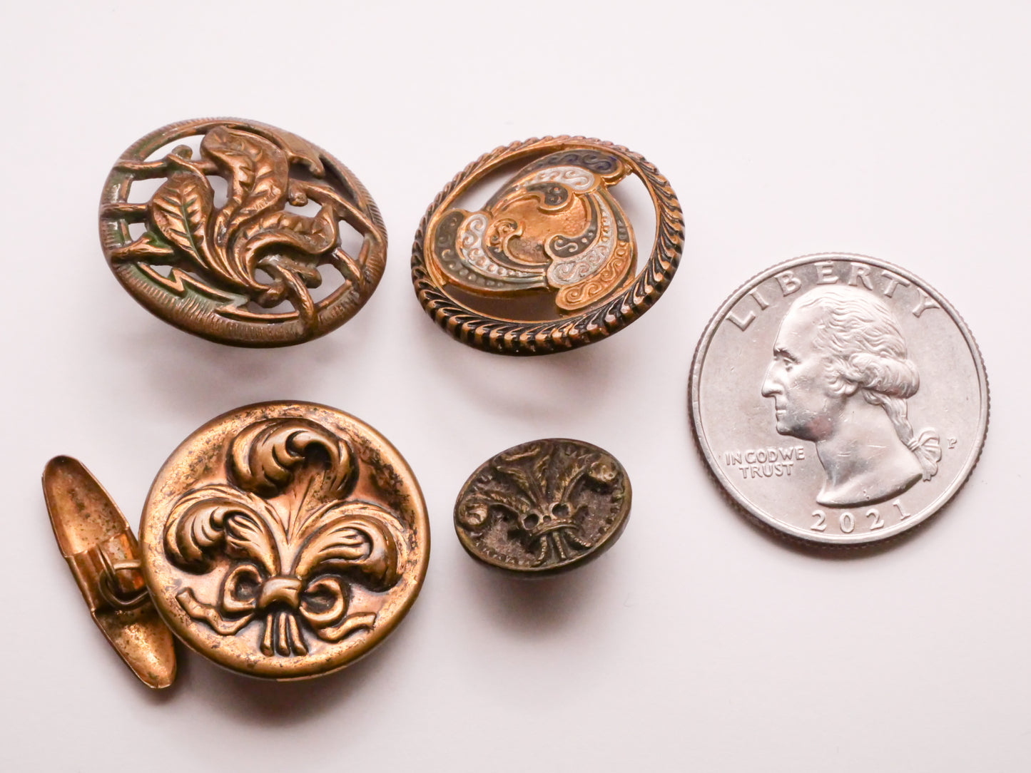 Three Plumes Feathers or Leaves Victorian Metal Button Various 14-23mm