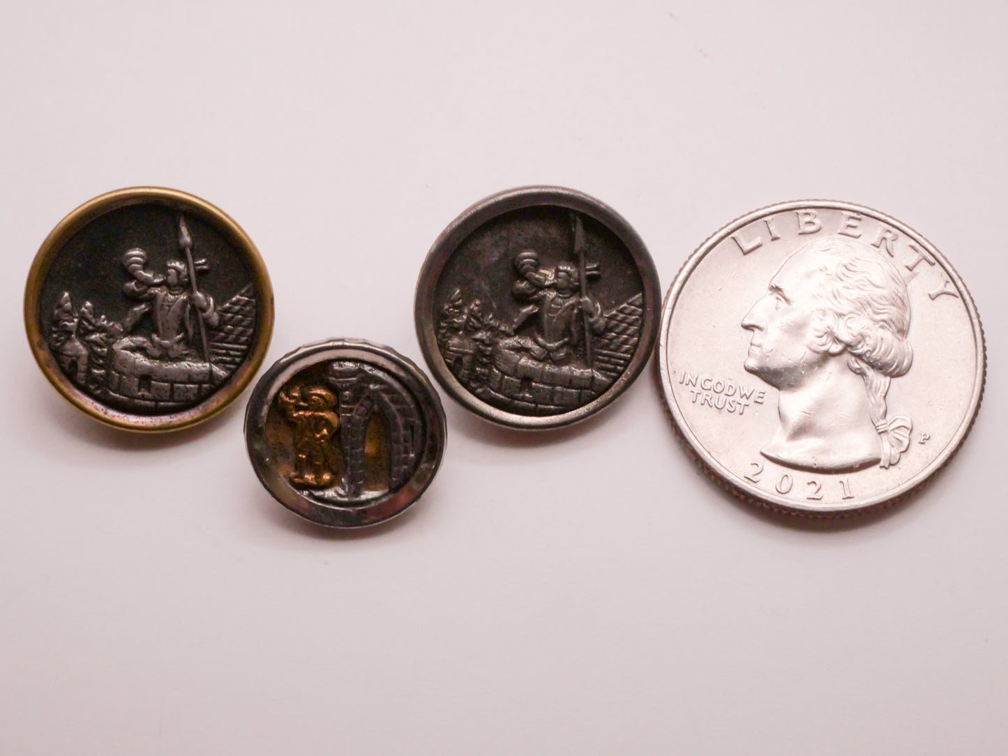 Horn or Trumpet Medieval People Scene Metal Button Various 15-18mm