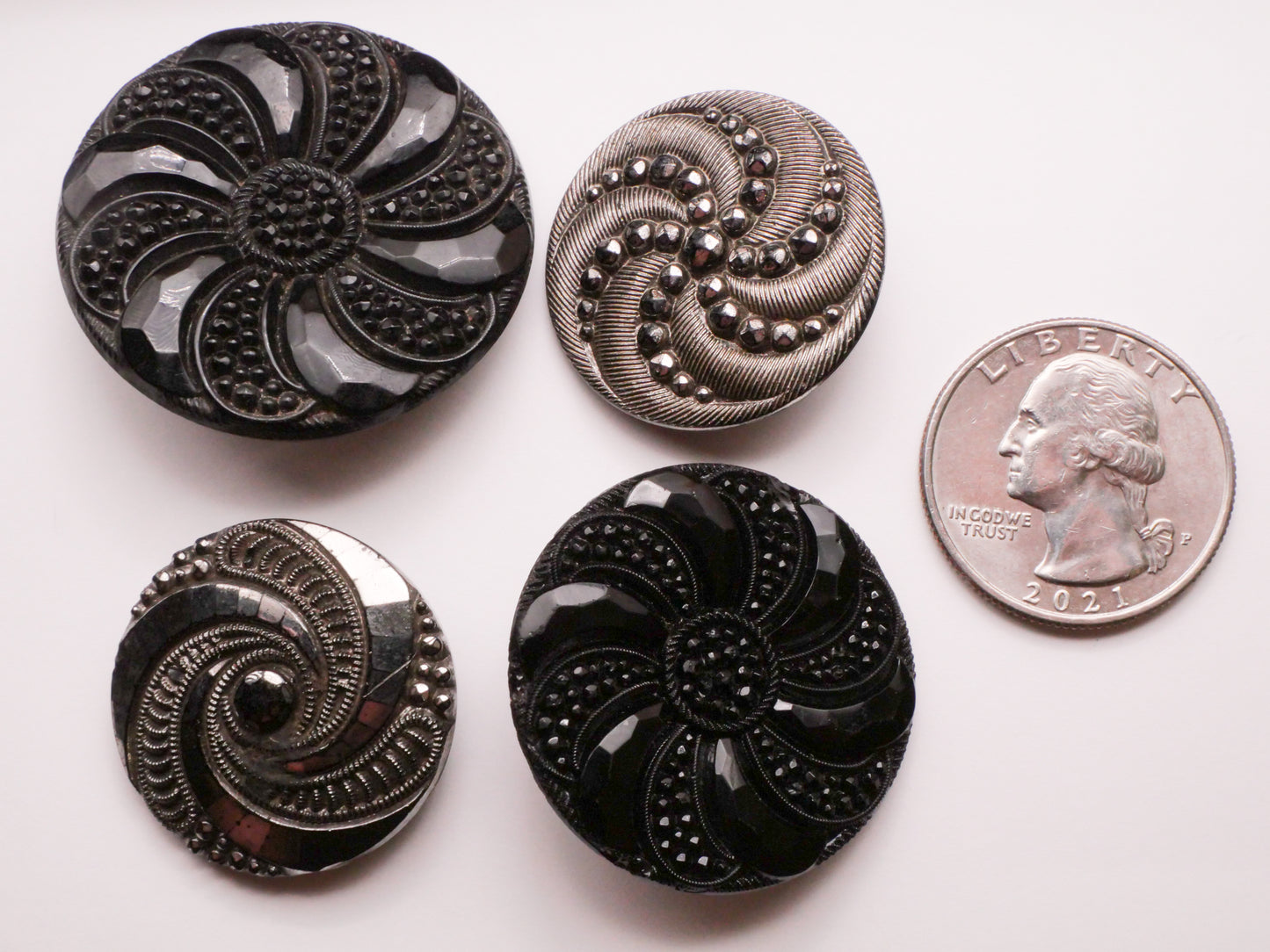 Whirlpool Galaxy Look Black Glass Button Various 27-37mm