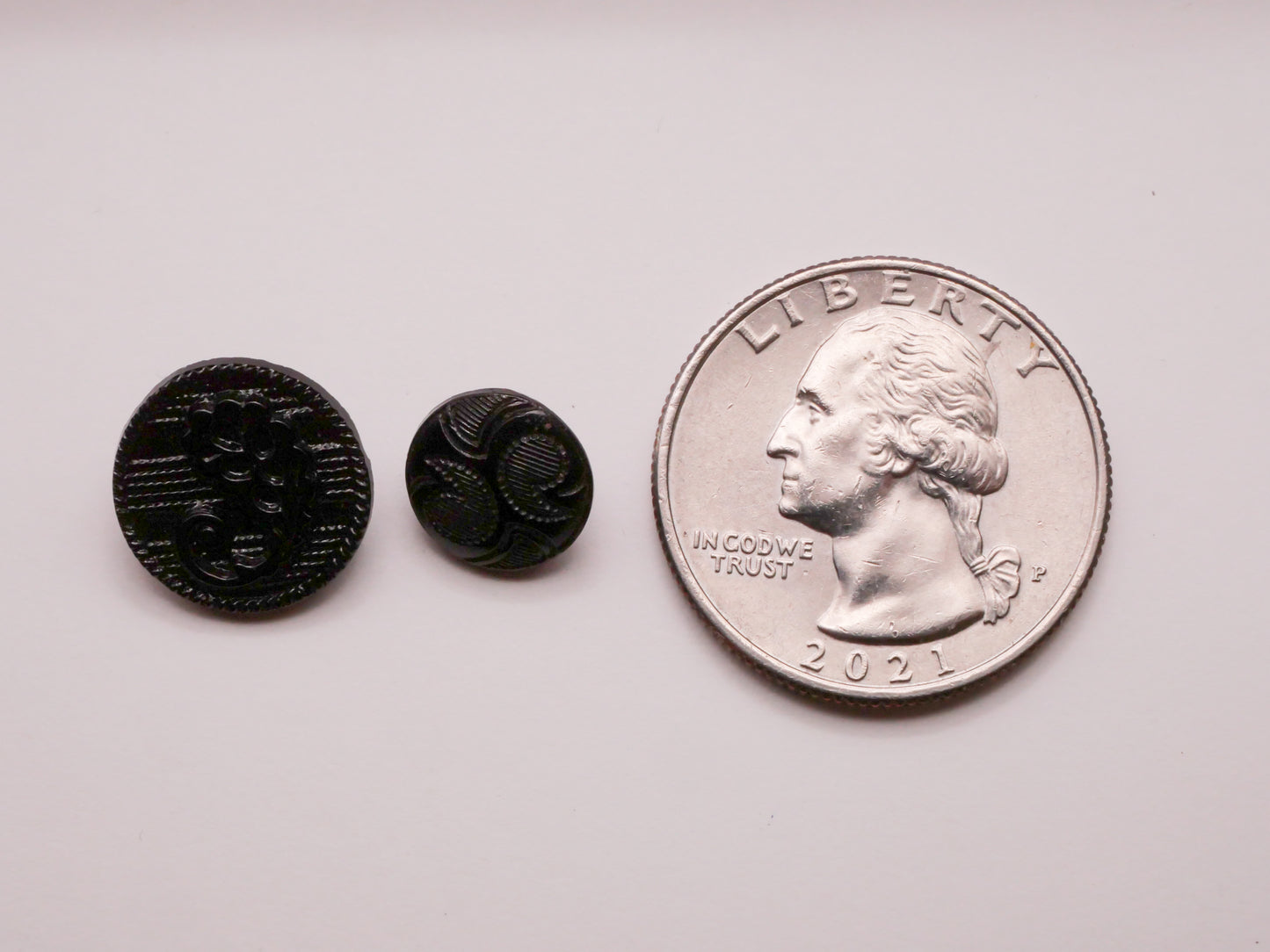 Paisley Swirl Motif Vintage Black Glass Button Various 10-14mm