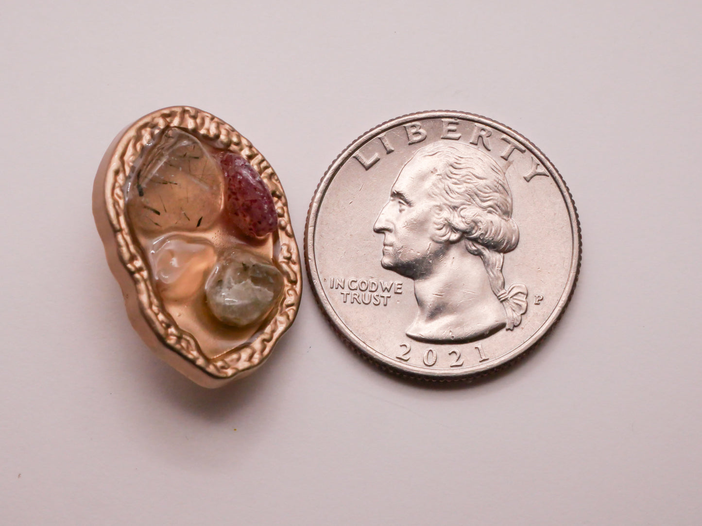 Rocks Stones Embedded Soft Gold Metal Button 18x25mm