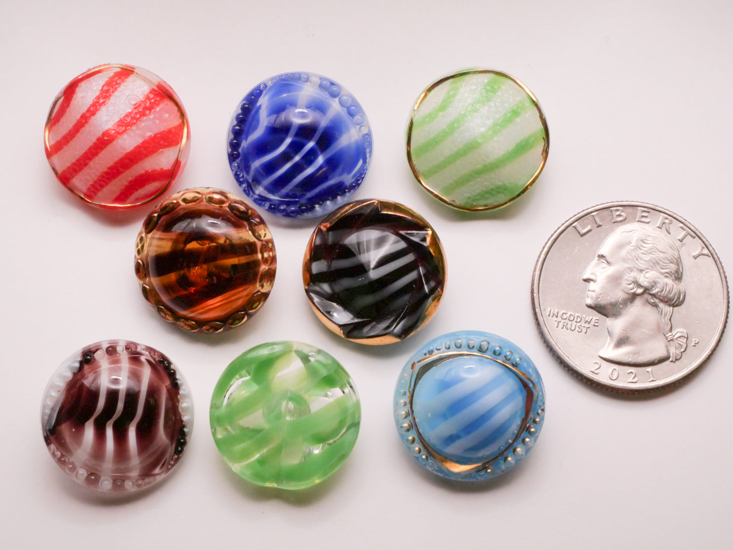 Wavy Stripe Dig Dig Vintage Glass Button Various 18mm