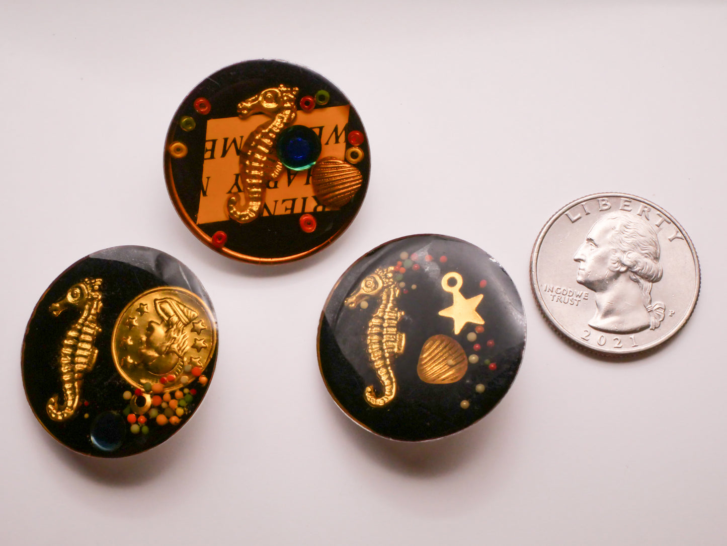 Seahorse Nautical Junque Resin Metal Button Various 29-30mm