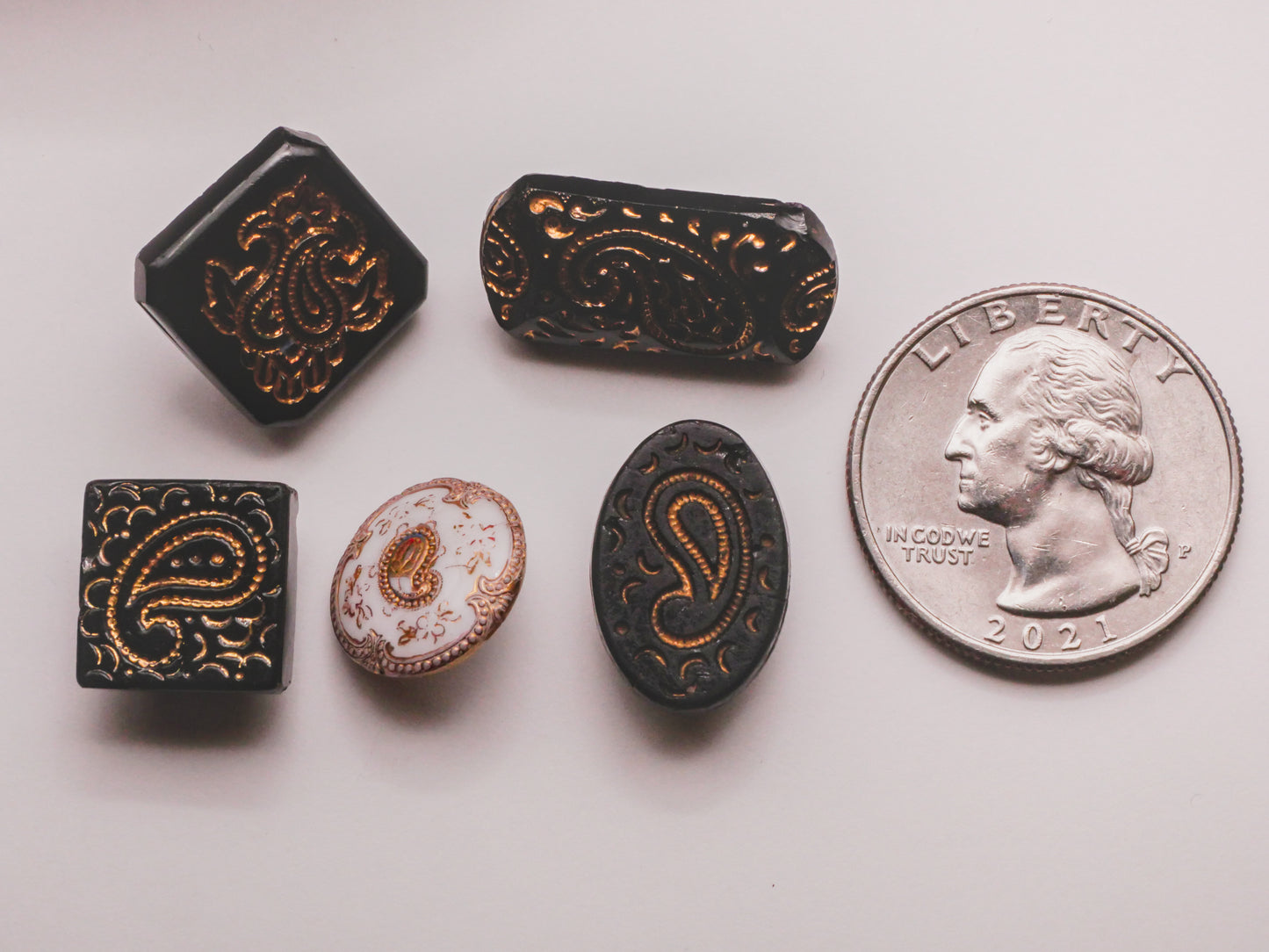 Paisley Motif Gold Accent Antique Glass Button Various 12-22mm