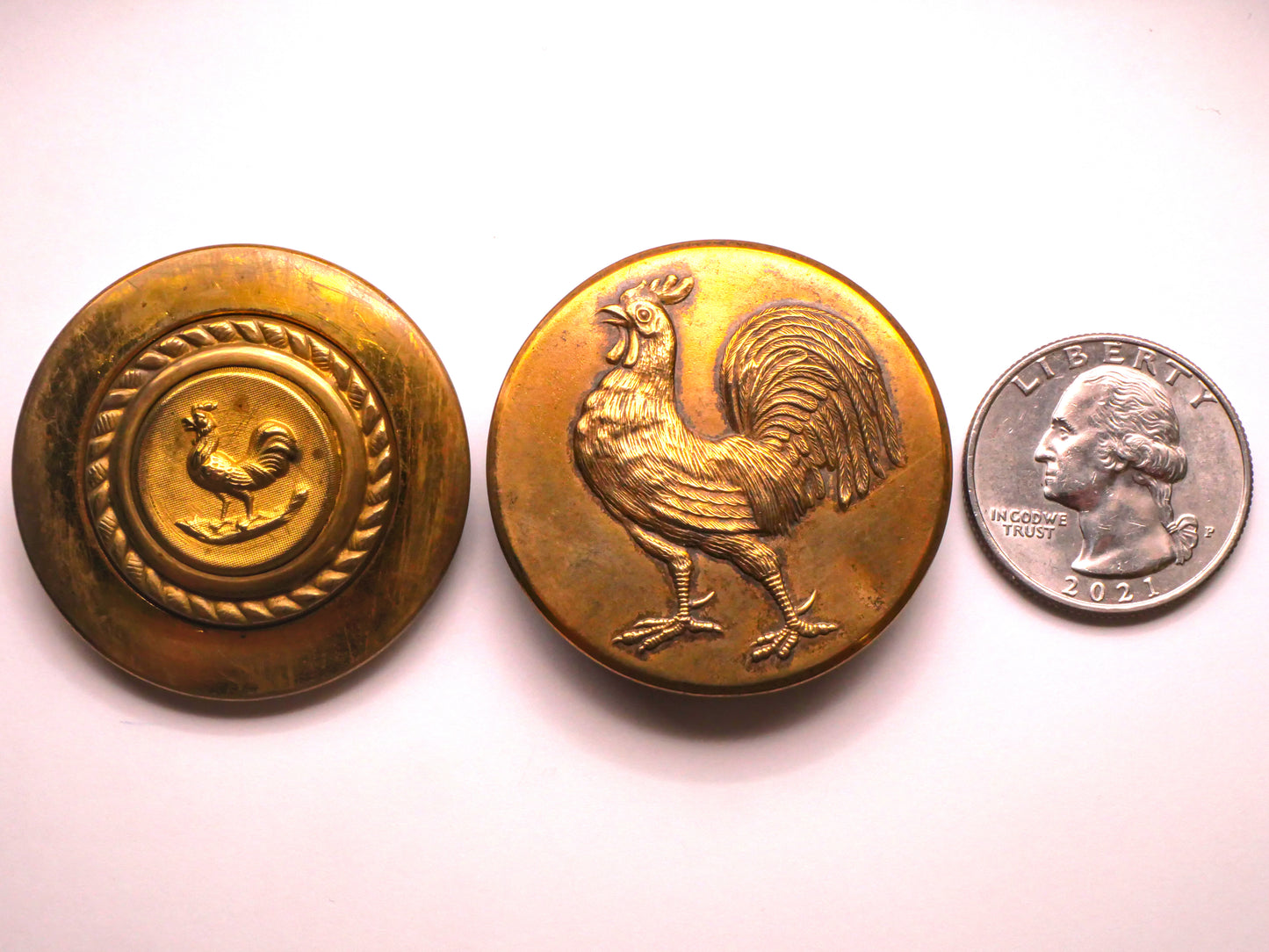 Rooster Brass Colored Metal Large Victorian Button 37-38mm