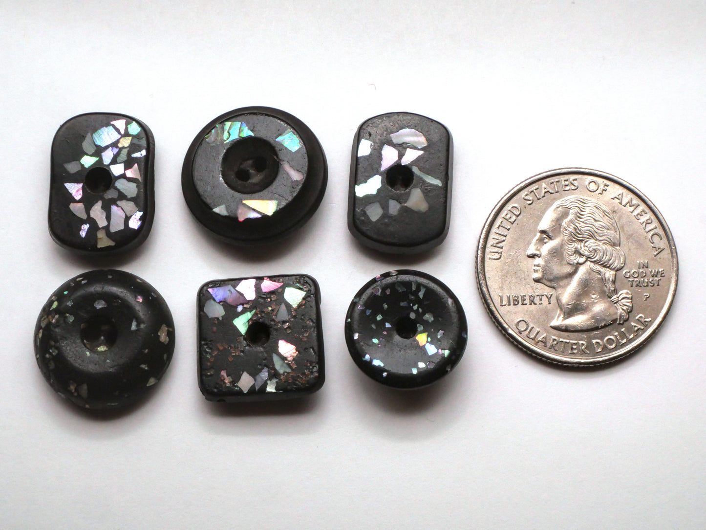 Shell Mother of Pearl Chips Flecks Rubber Composition Button Various 12-18mm
