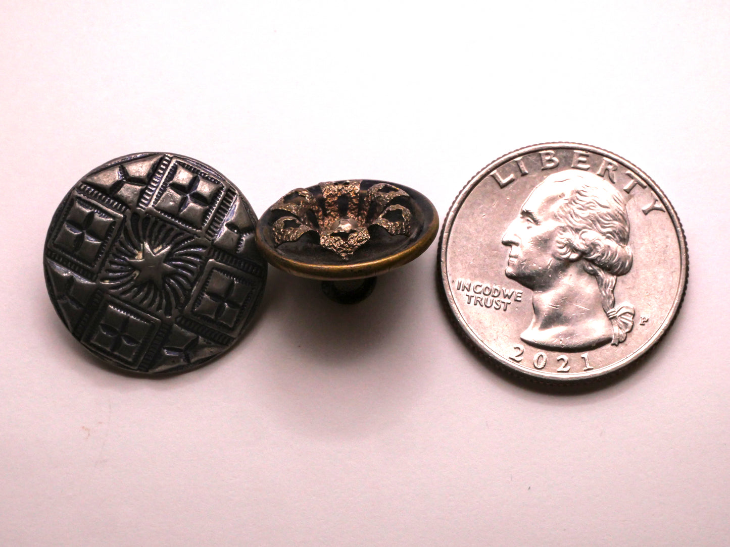 Star Blue Tinted Metal Button Various 18-22mm