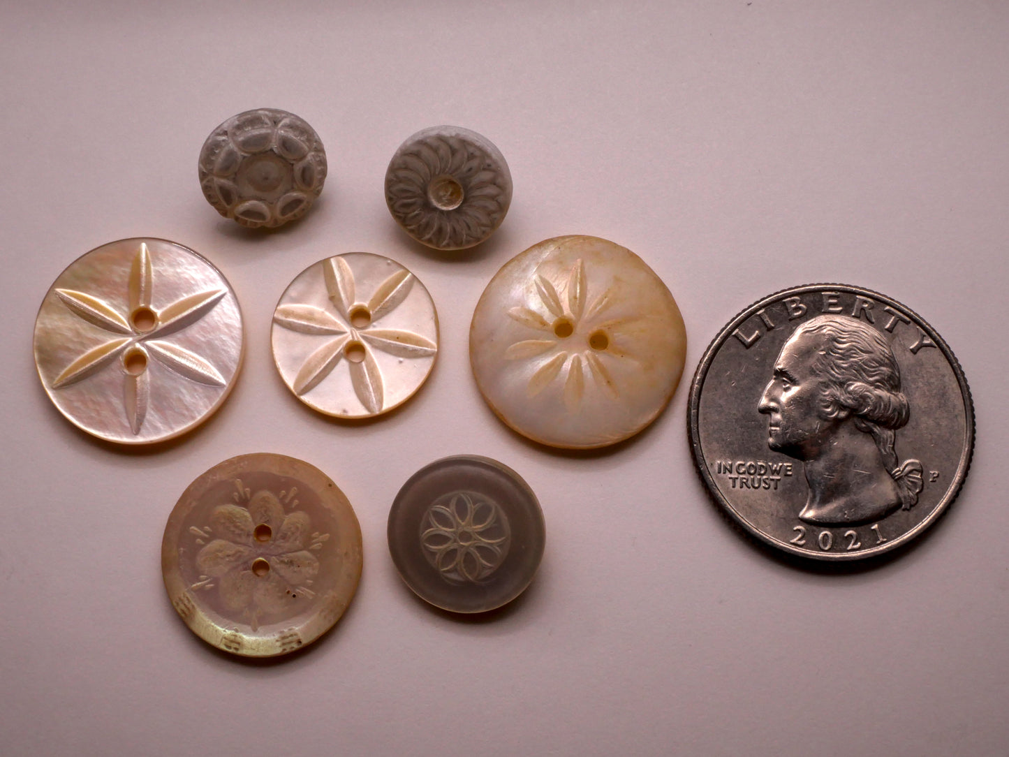 Flower Carved Mother of Pearl Shell Vintage Button Various 11-19mm