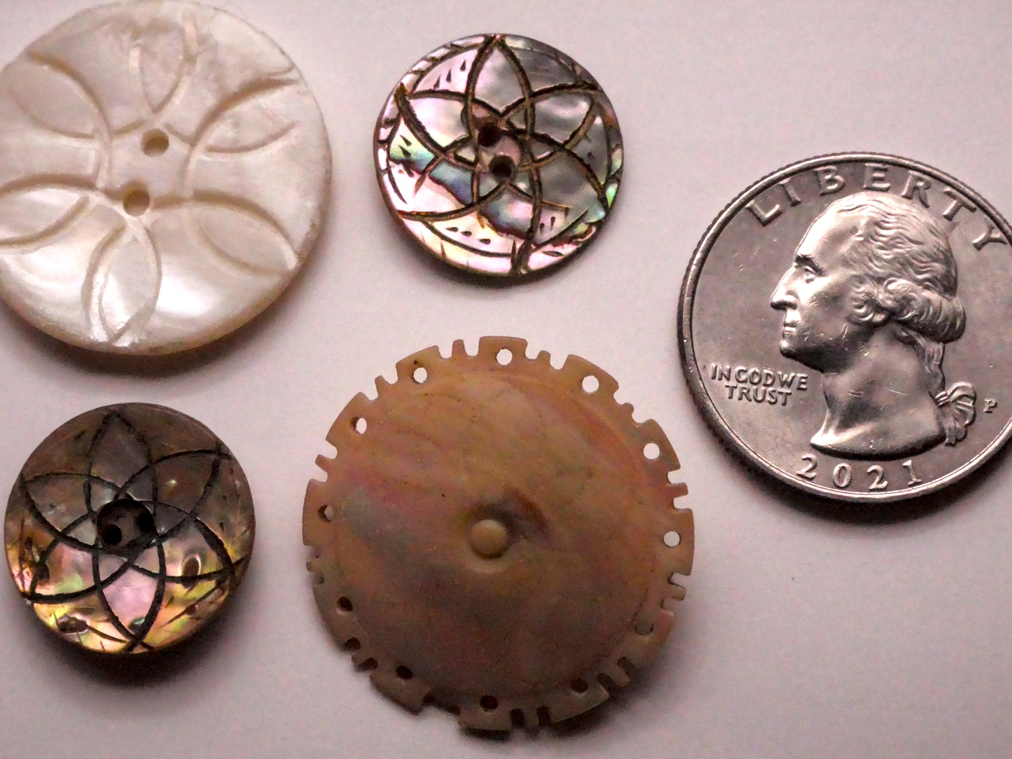 Mandala Flower Carved Mother of Pearl Shell Button Various 17-25mm