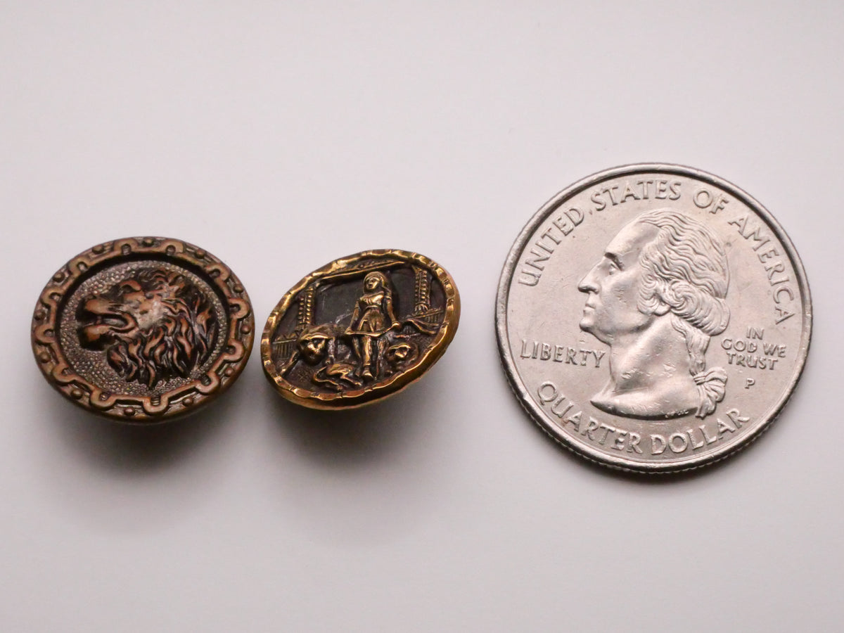 Lion Big Cat Circus Victorian Picture Metal Button Various 16-17mm