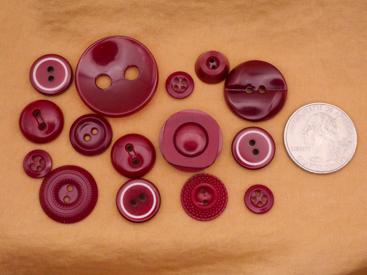 Burgundy Wine Red Vintage Plastic Set of Fifteen Buttons Various 10-28mm