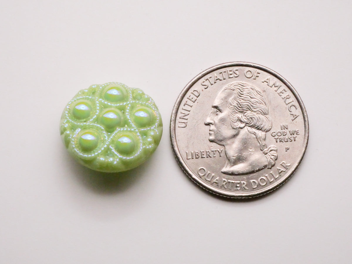 Star Look Mint Sea Foam Green Pearlized Vintage Glass Button 18mm