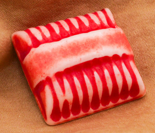 Geometric Red Stripes Ribs Buffed Look Vintage Plastic Button 25x26mm