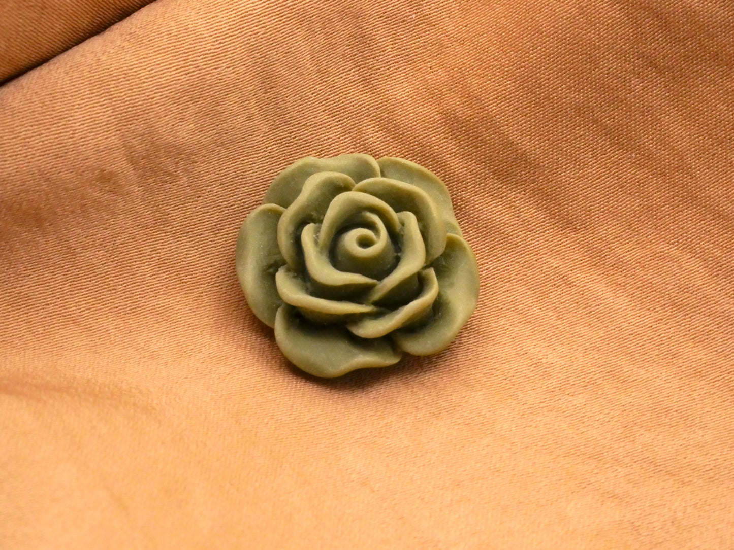 Rose Olive Green Succulent Set of Three Plastic Buttons 21mm