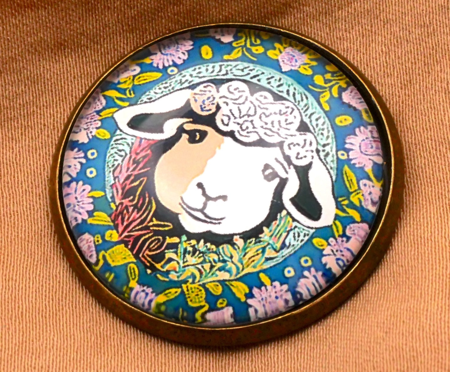 Curly Sheep Lamb Flower Garden Glass Dome Button 27mm
