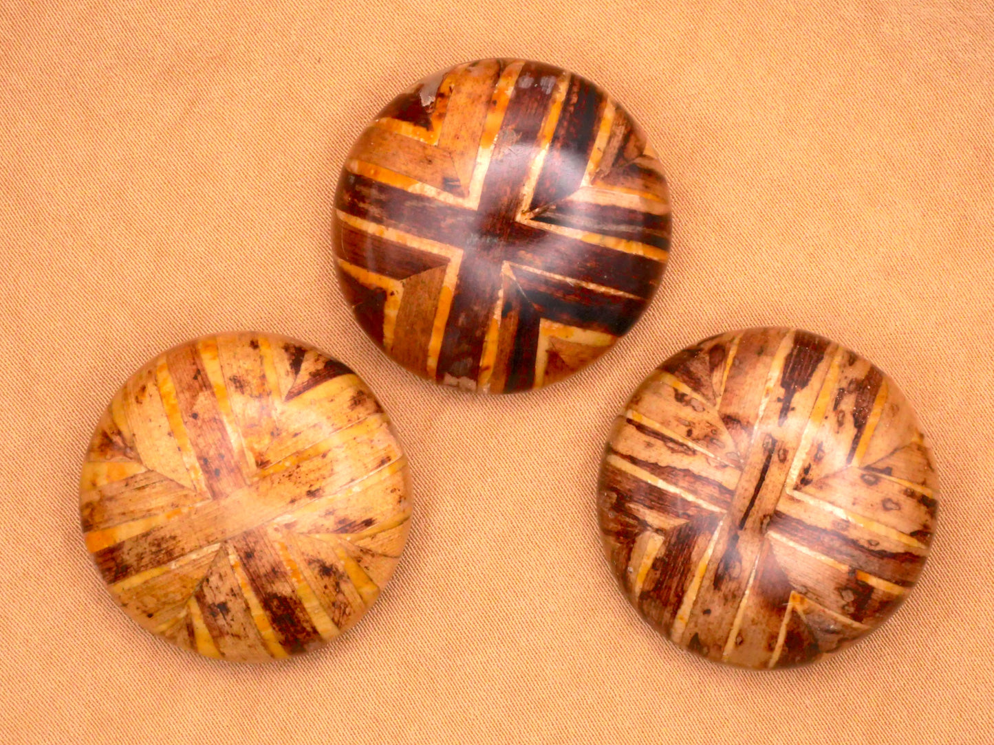 Wood Veneer Cross Design Parquet Look Under Resin Vintage Button 27mm