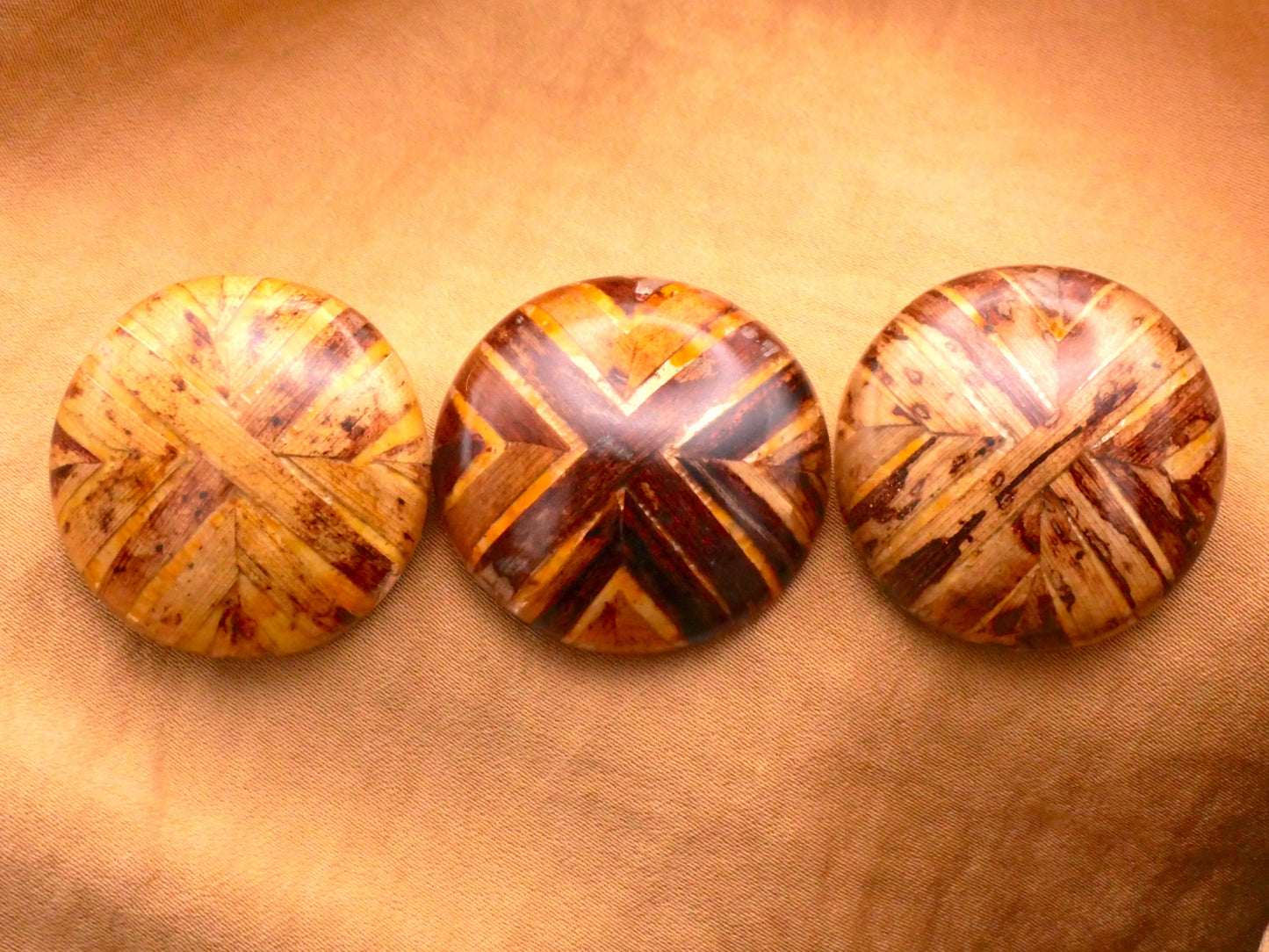 Wood Veneer Cross Design Parquet Look Under Resin Vintage Button 27mm