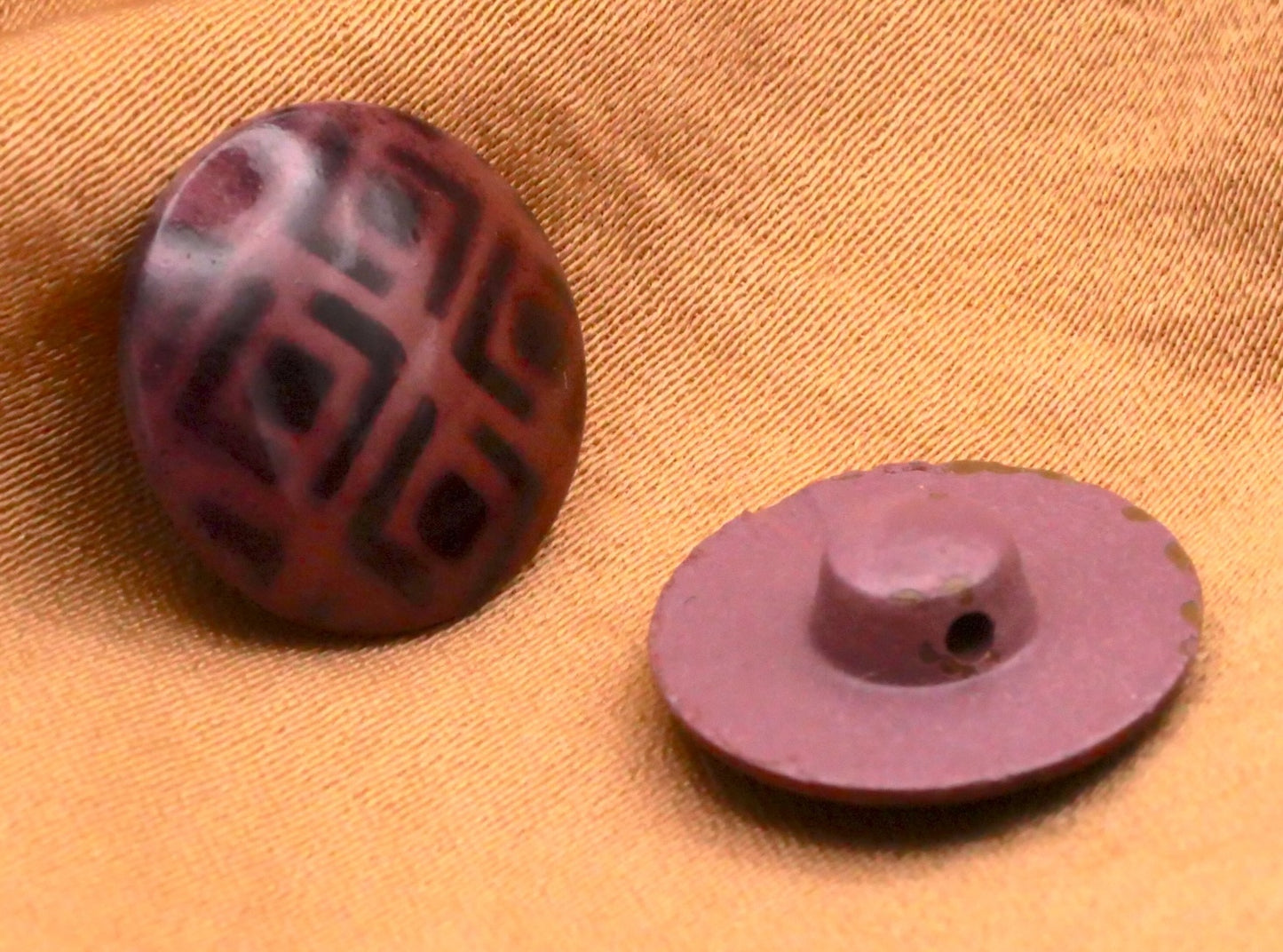 Art Deco Style Aubergine Purple Italy Italian Plastic Button 14mm