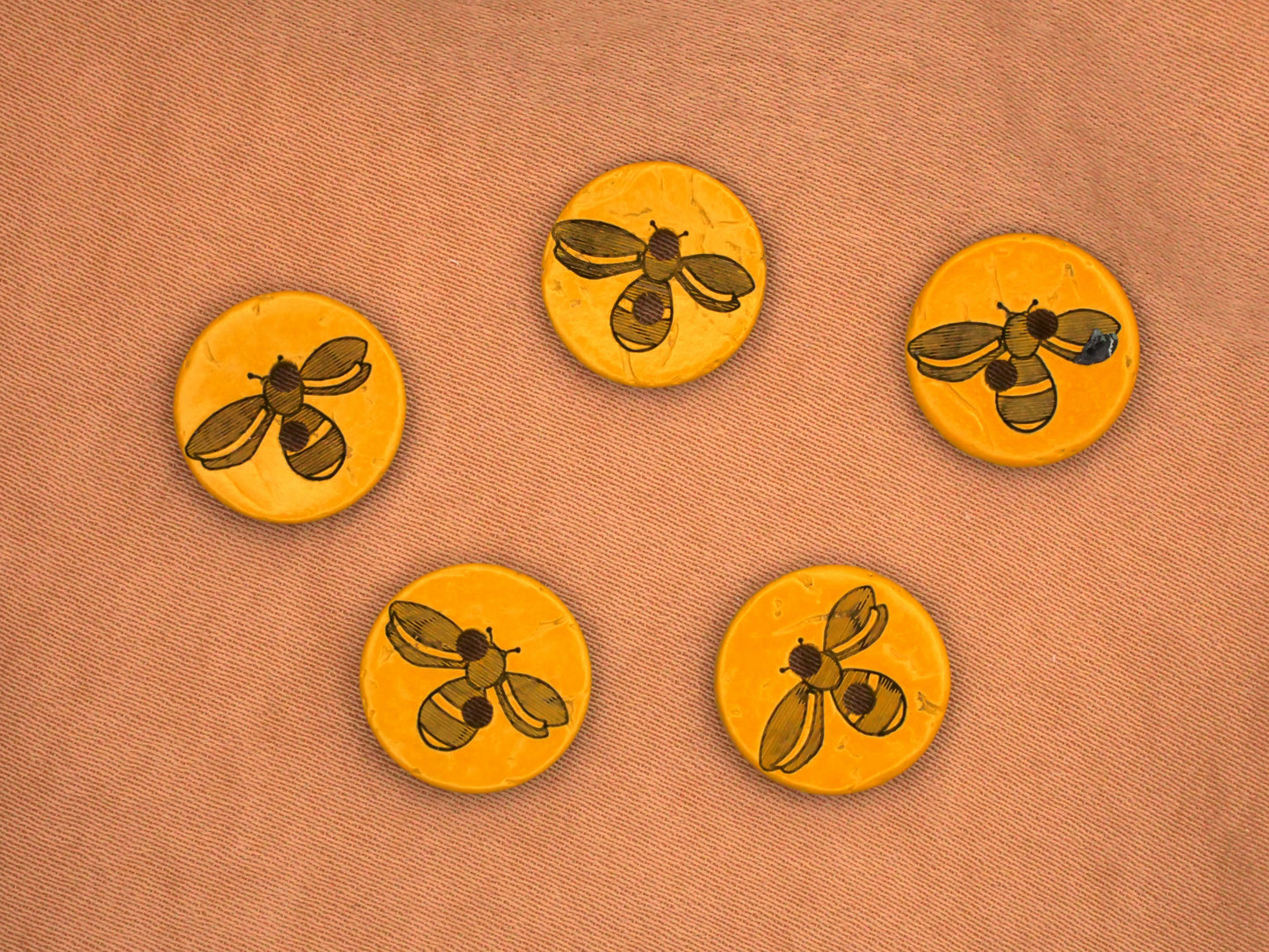 Bee Yellow Coconut Shell Sew-Thru Set of Five Buttons 13mm