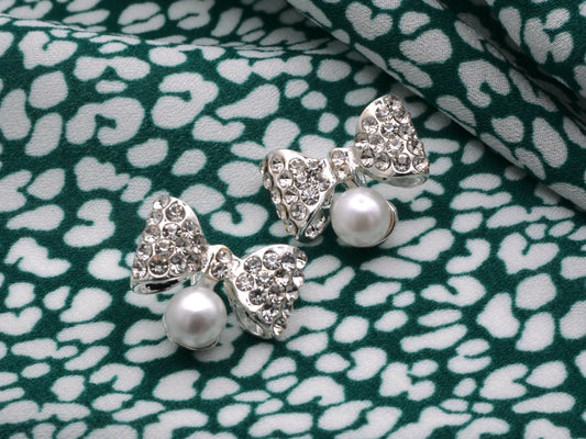 Bow Rhinestone Pearl Silver Metal Button 15x19mm