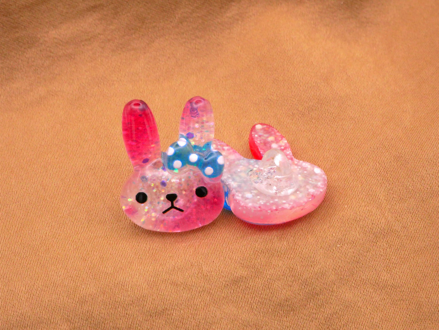 Bunny Rabbit Bow Pink Glitter Kids Plastic Button 17x22mm