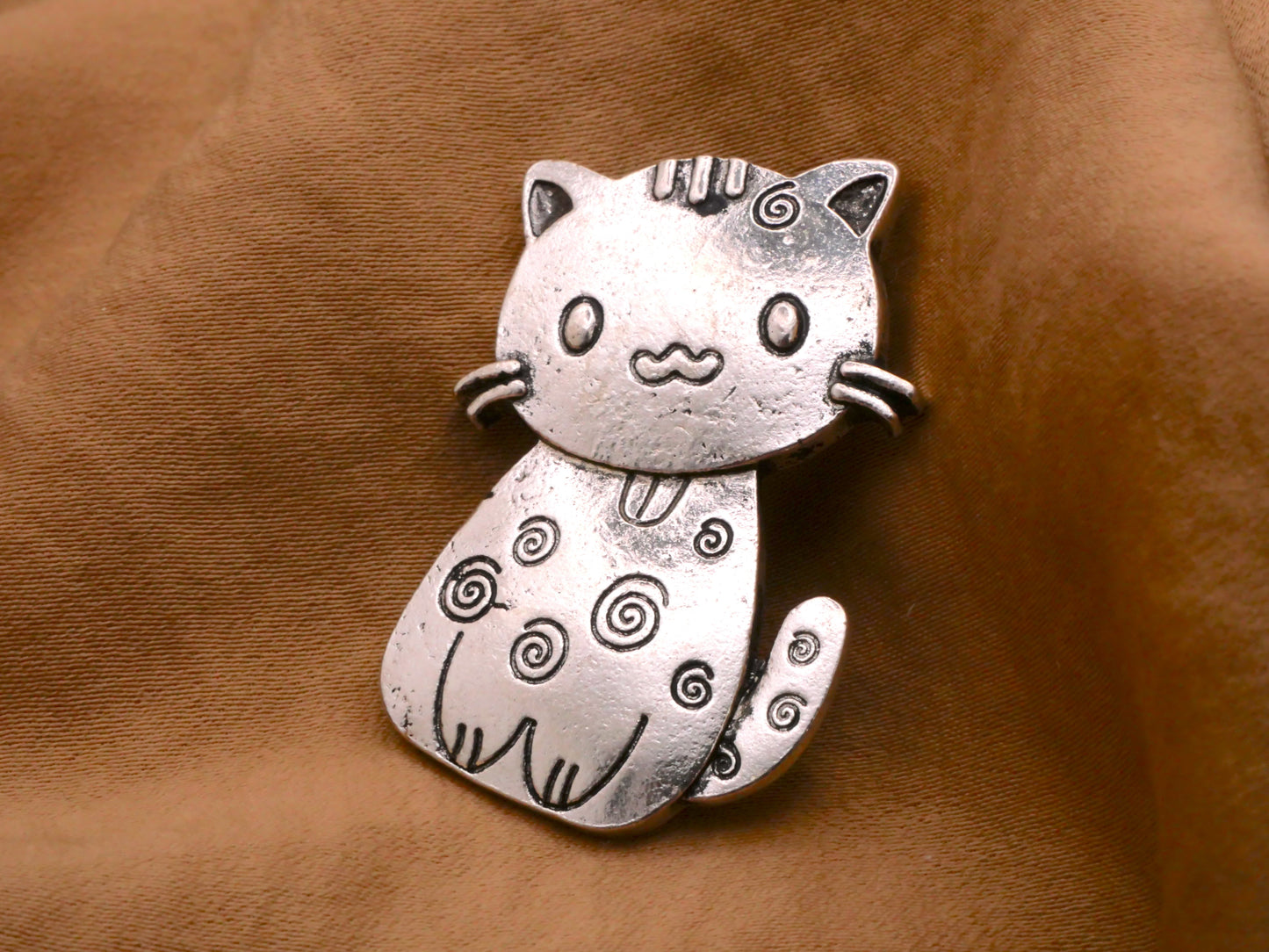 Kitty Cat Swirl Design Large Metal Button 25x39mm