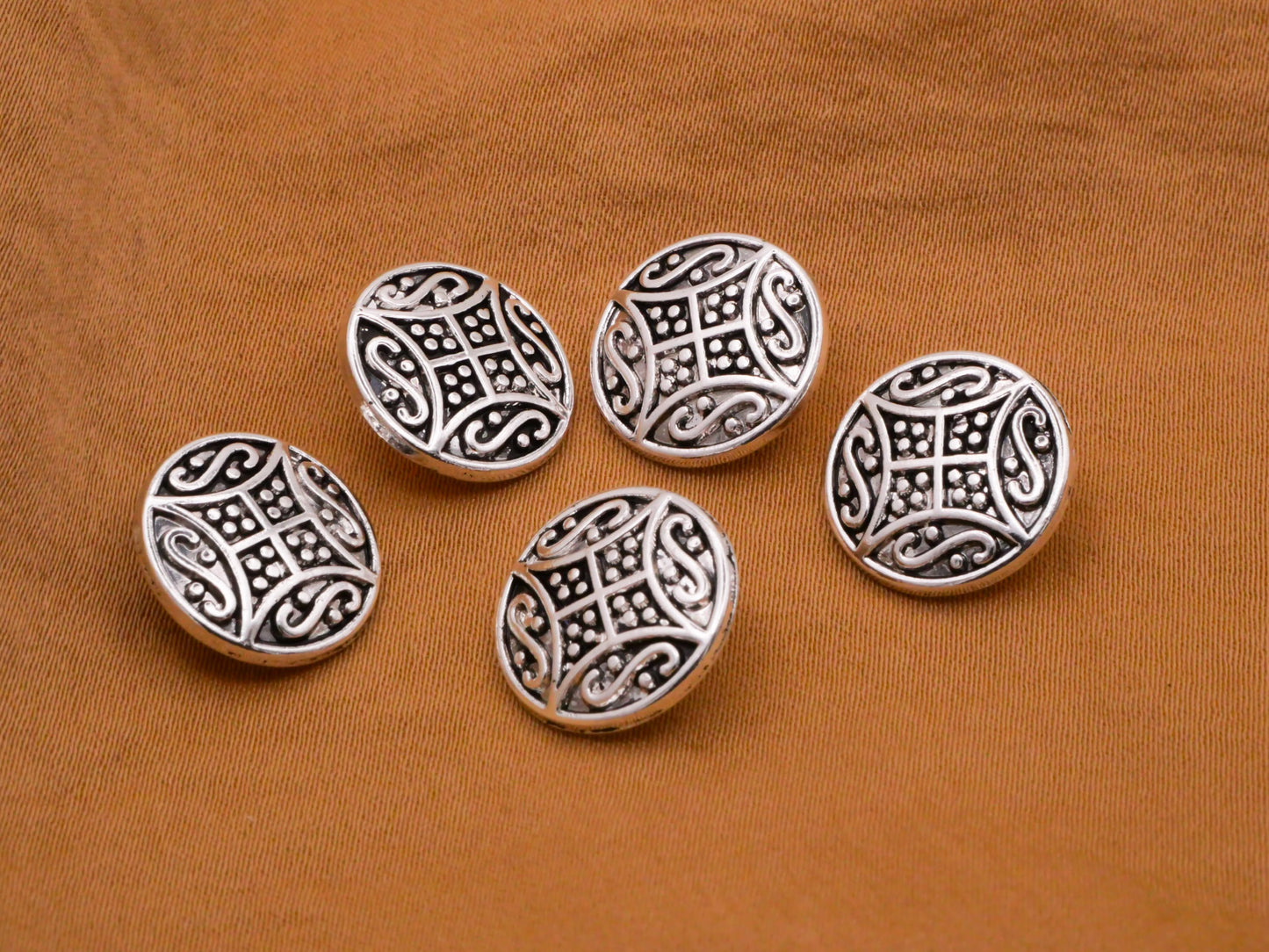 Celtic Look Diamond Scroll Design Silver Metal Button 14mm