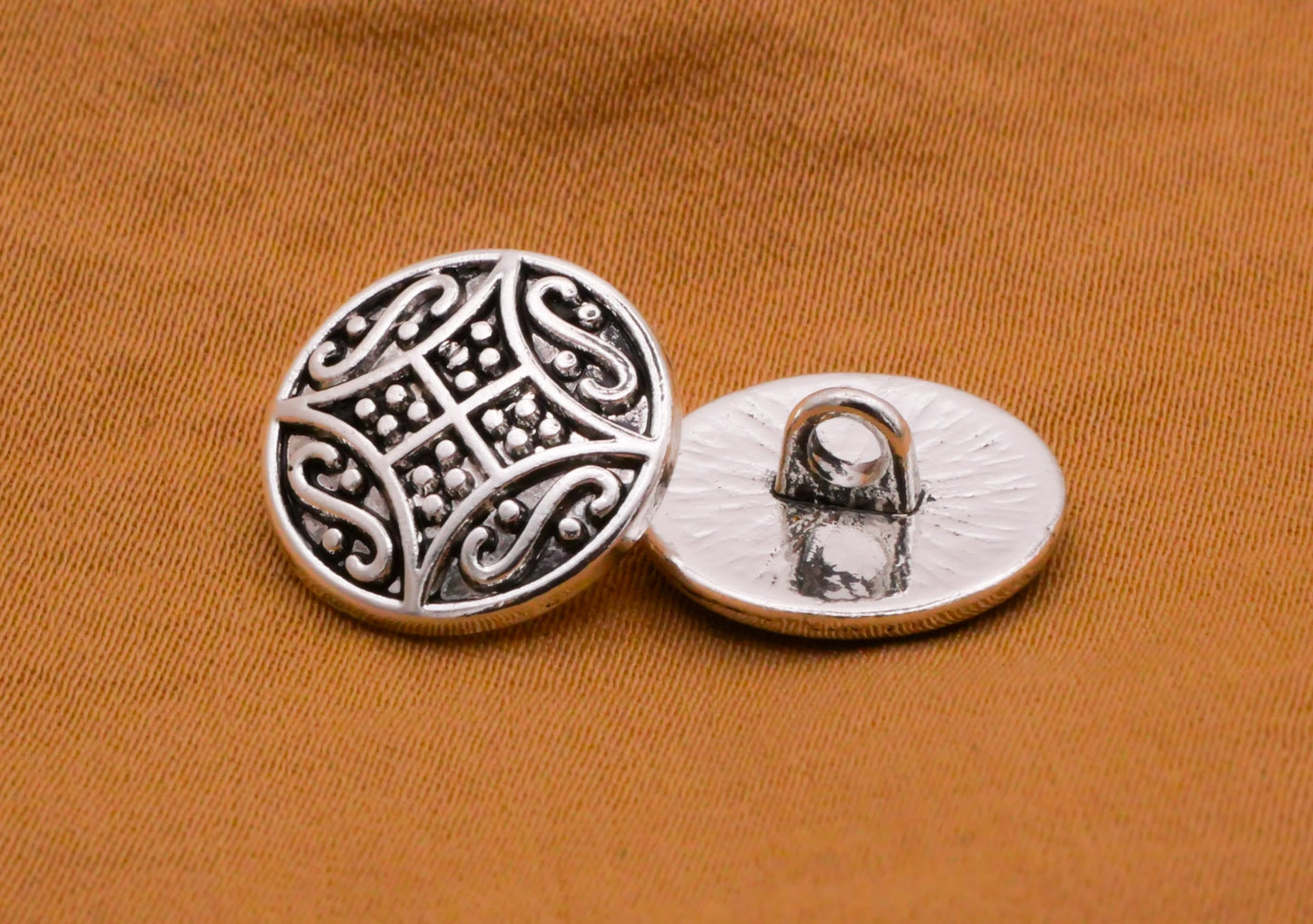 Celtic Look Diamond Scroll Design Silver Metal Button 14mm