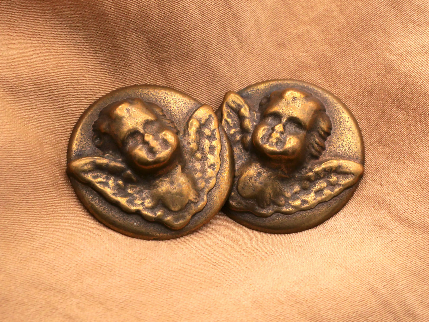 Cherub Wings Bronze Metal Buttons 25mm