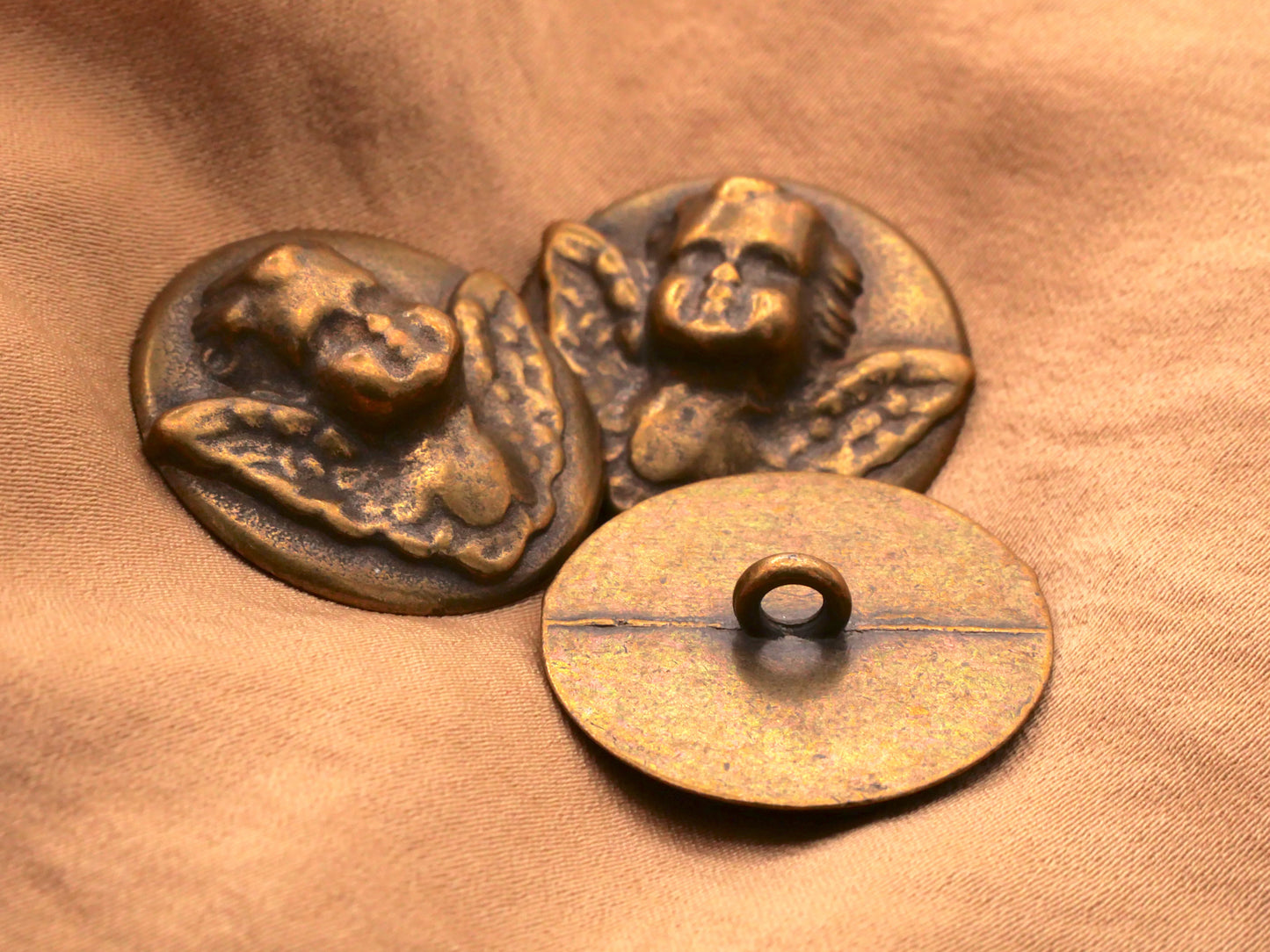 Cherub Wings Bronze Metal Buttons 25mm