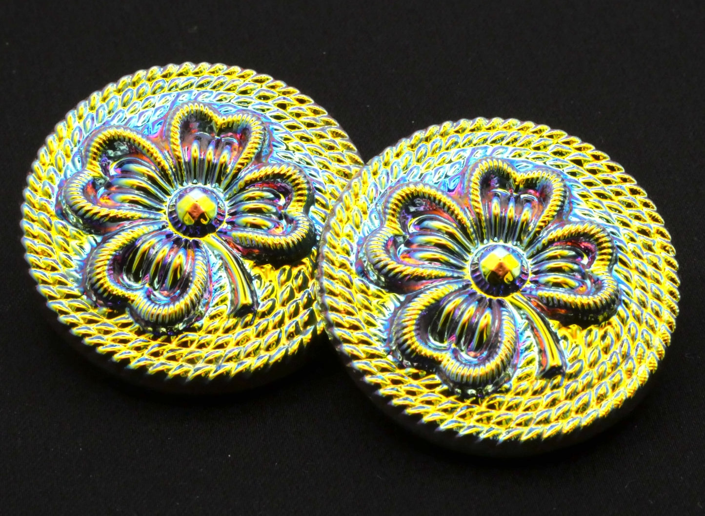 Four Leaf Clover Czech Glass Rope Design Iridescent Uranium Button 27mm