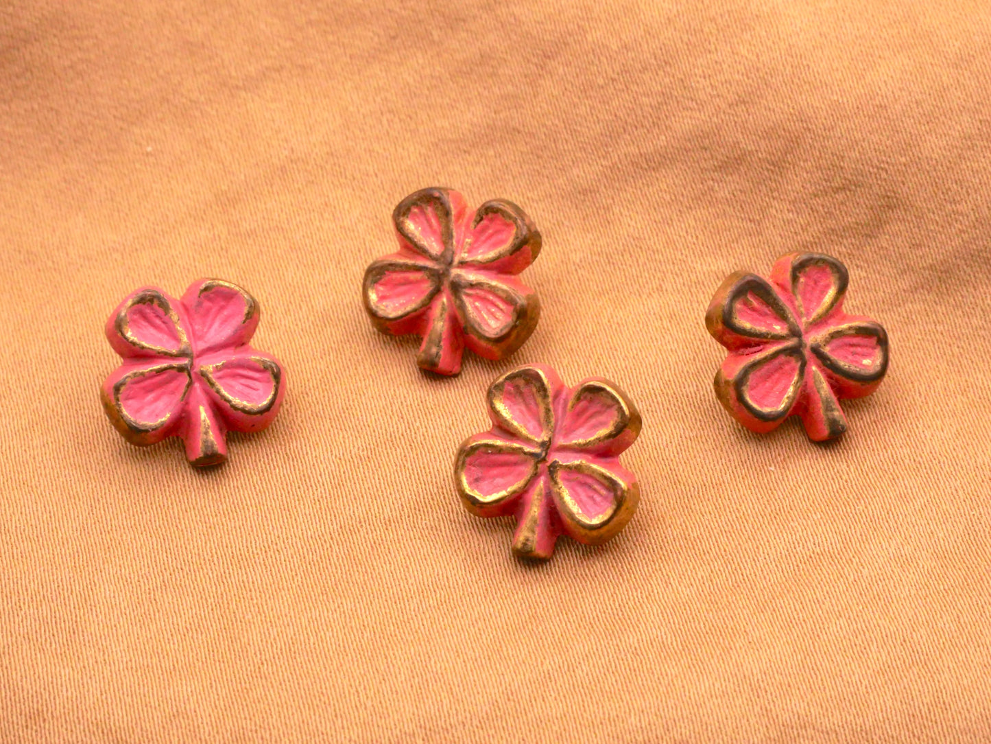 Clover Four Leaf Pink Shamrock Gold Metallized Plastic Button 13mm