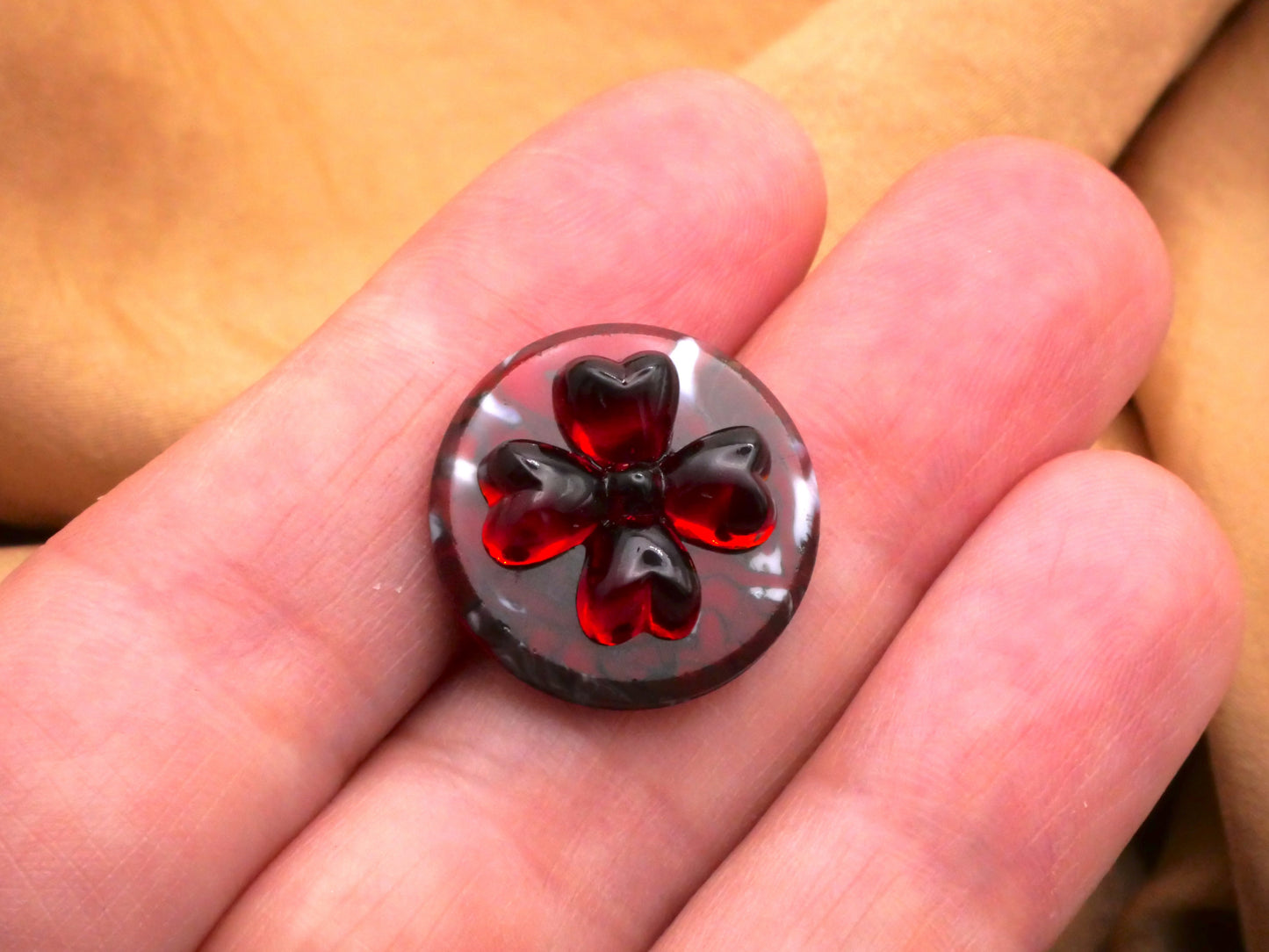 Clover Marbled Glass Red Green Various Button 20mm