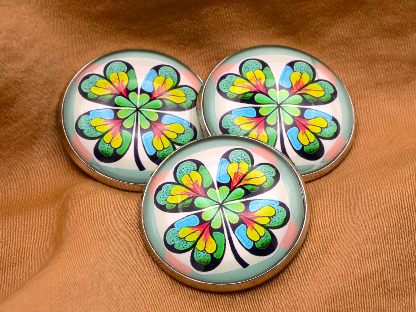 Clover Four-Leaf Kaleidoscope Irish Glass Dome Button 27mm