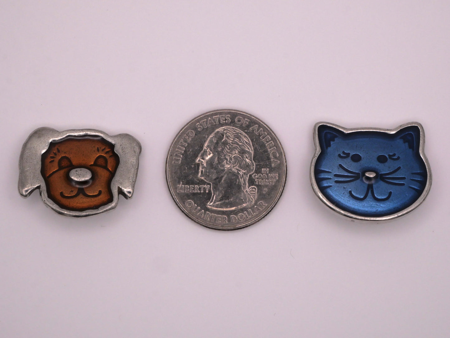 Danforth Pewter Resin Cat and Dog Buttons 19-24mm