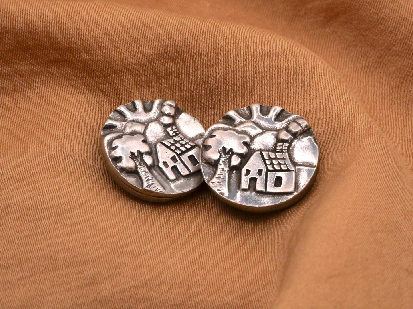 Danforth Pewter Cottage Back Mark Metal Button 18mm