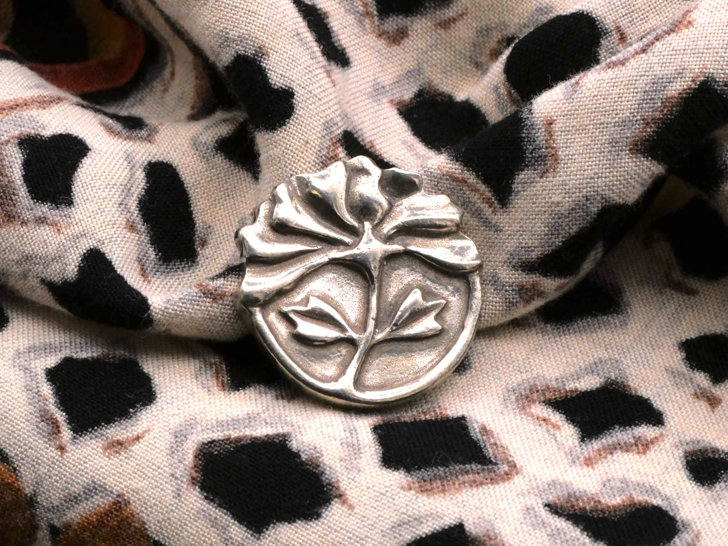 Danforth Pewter Peony Back-Marked Button 22mm