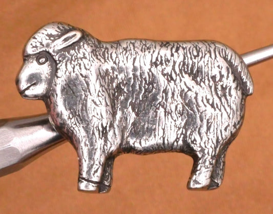 Danforth Pewter Sheep Lamb Realistic Back Marked Metal Button 14x22mm