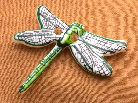 Dragonfly Detailed Plastic Sew-Thru Button 23mm