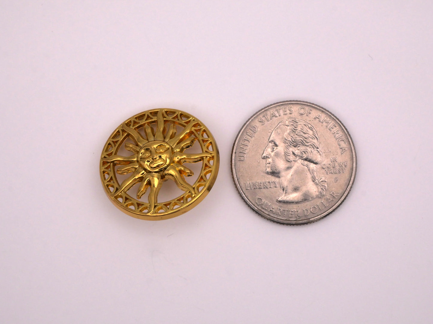 Golden Sun Rays Celestial Button 23mm